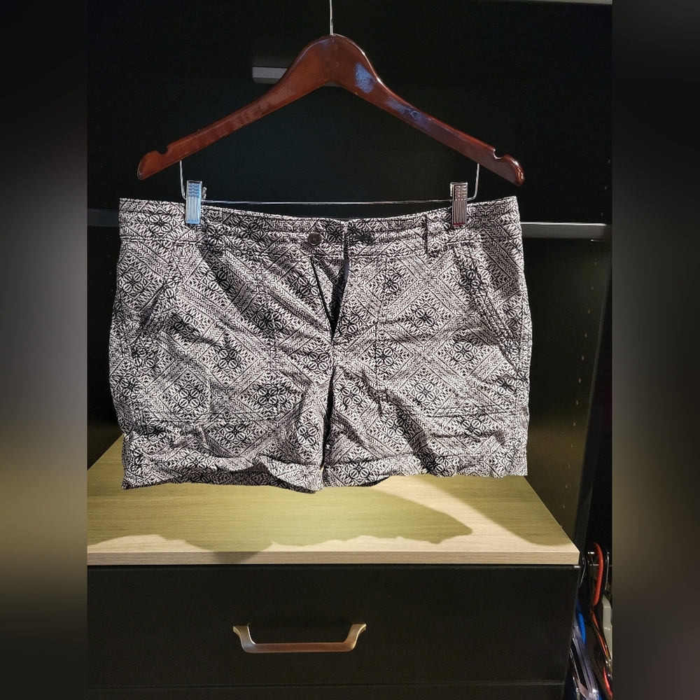 Women's Banana Republic shorts size 10
